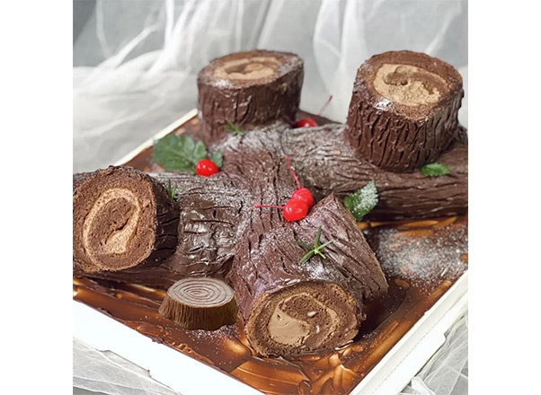 Tree stump molds